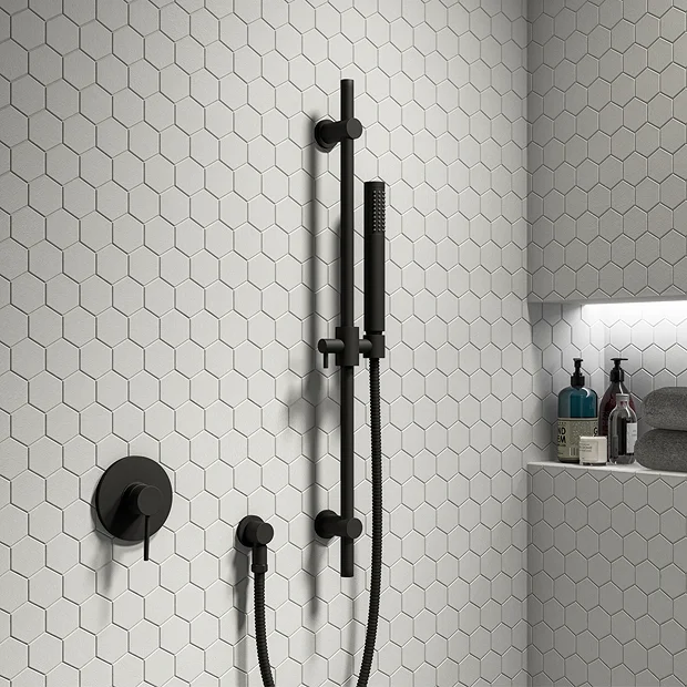 Arezzo Matt Black Round Elbow For Concealed Showers 3 Arezzo Matt Black Round Elbow For Concealed Showers